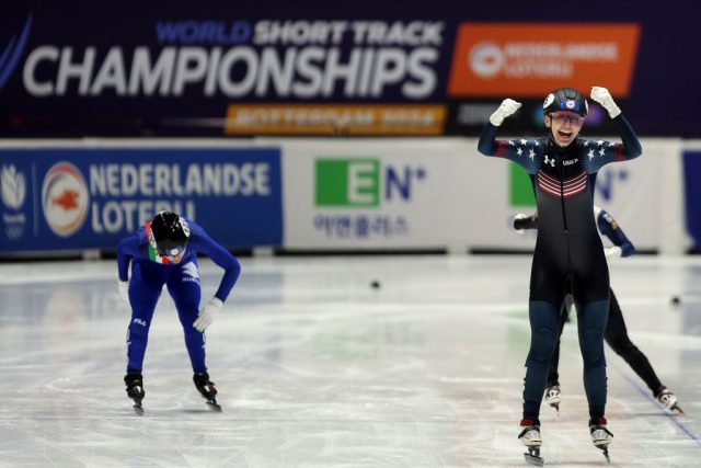 Santos-Griswold (USA) hits new heights to win 1000m World Championship gold